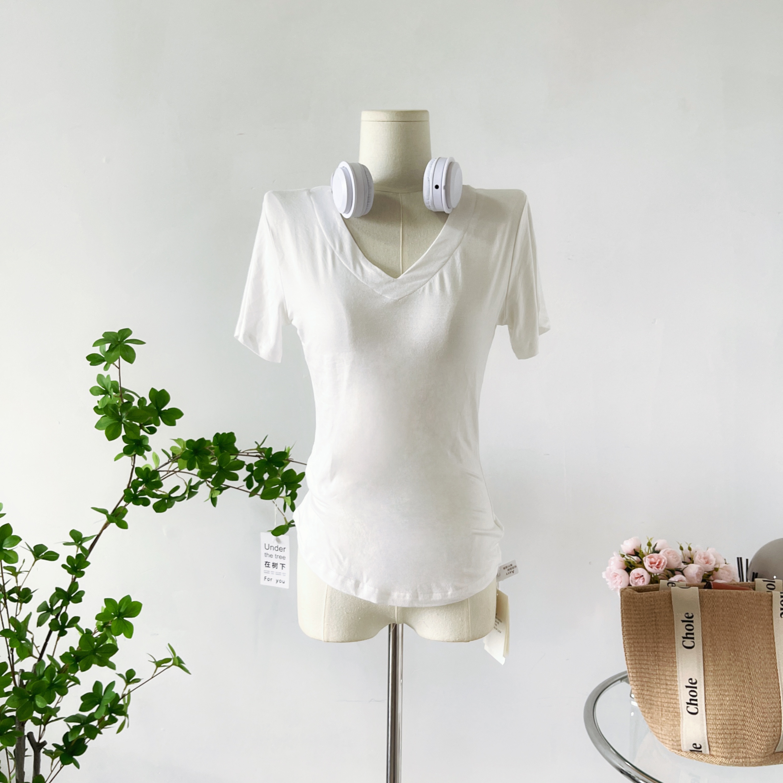 Slimming V-Neck Short Sleeve Cotton Tee for Women - Image 2
