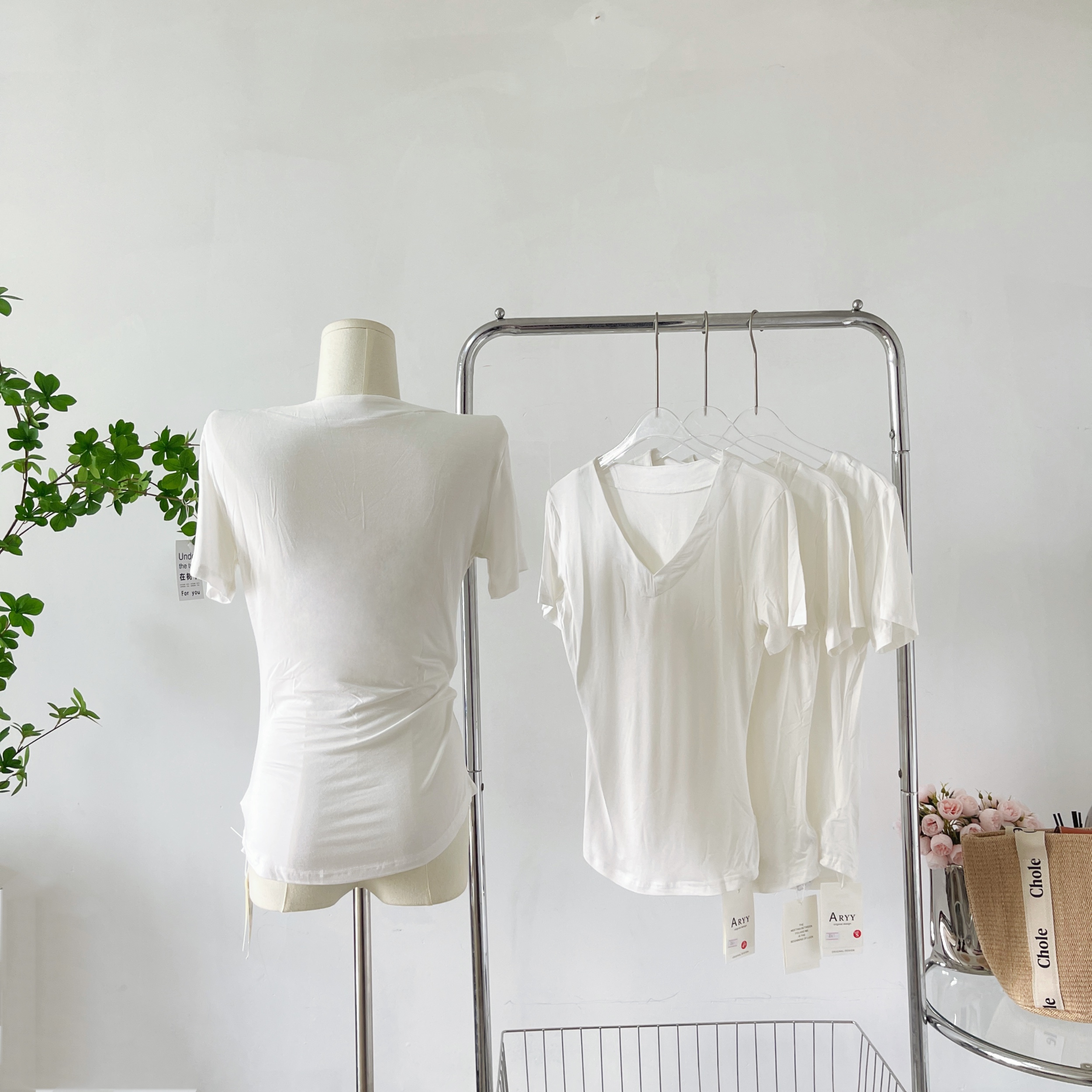 Slimming V-Neck Short Sleeve Cotton Tee for Women - Image 5