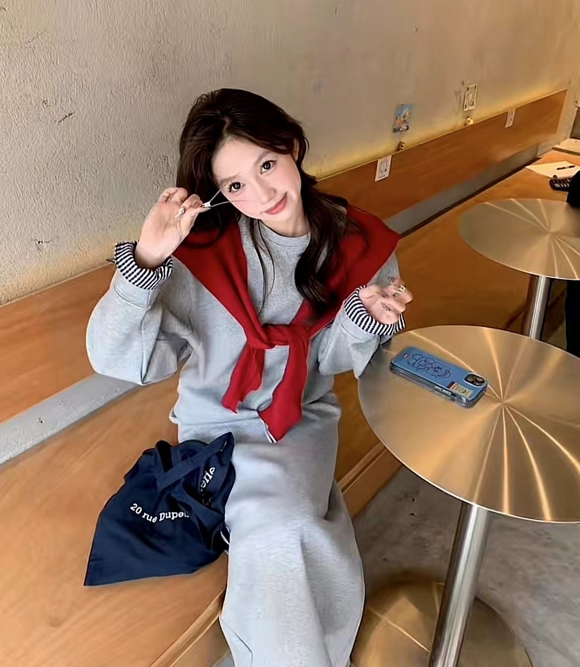 Color Block Sweatshirt Set with Shawl Fashion Set - Image 4