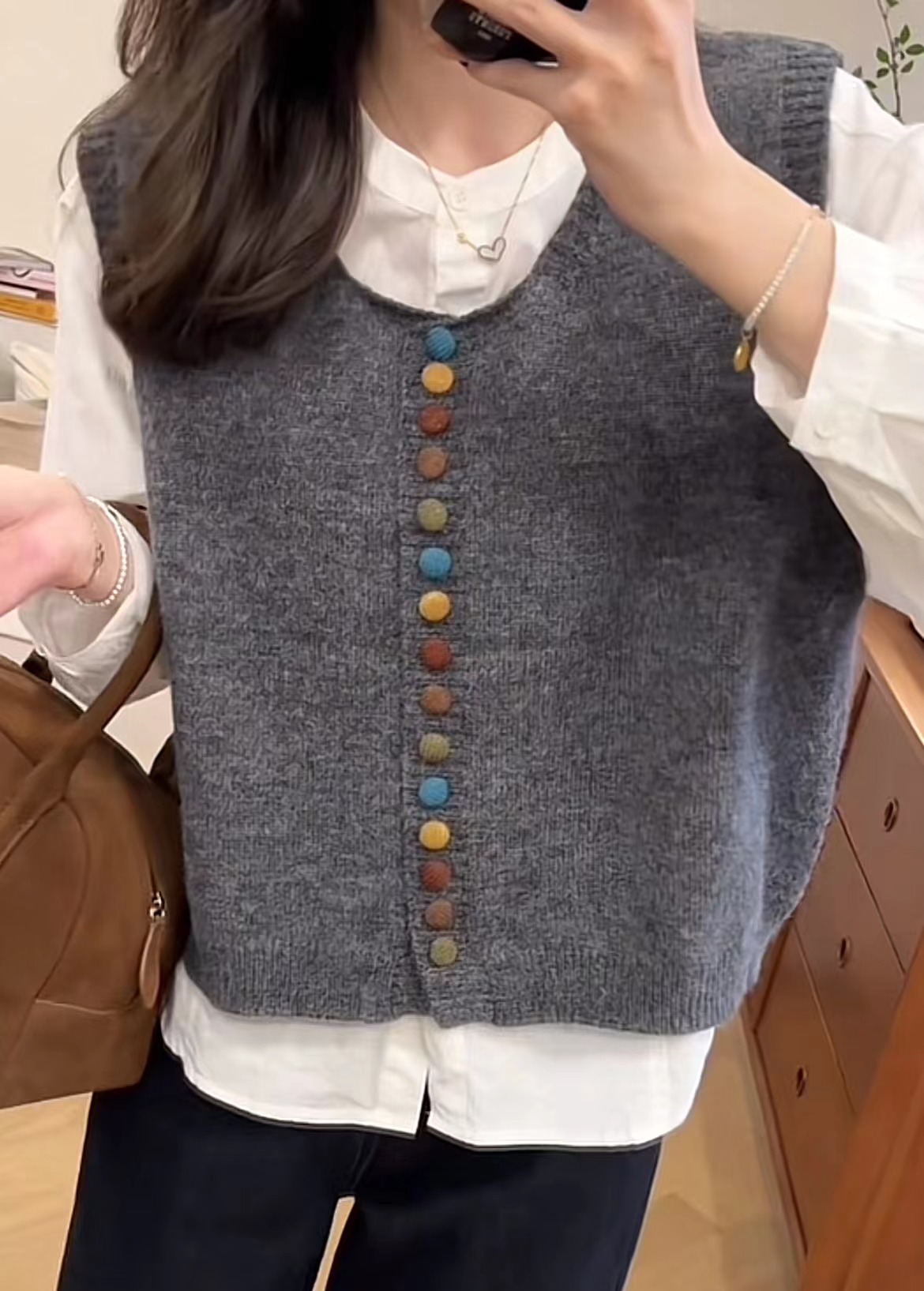 Trendy 3-Piece Vest Shirt and Jeans Set for Women - Image 4