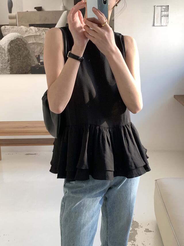 Korean Chic Summer Ruffle Trim Back Button Sleeveless Top - Image 4